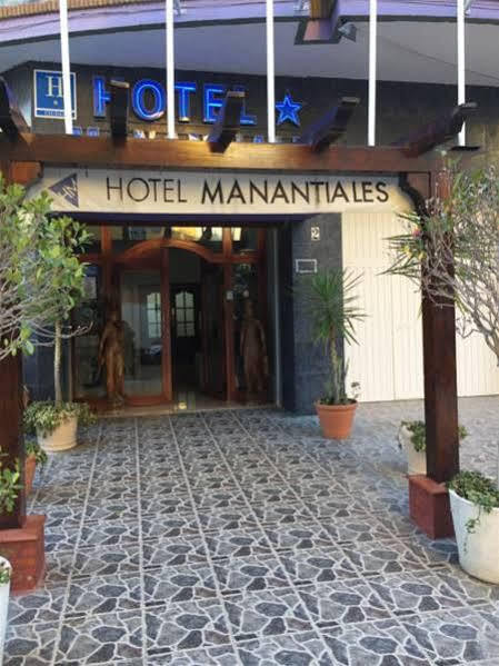 Hotel Manantiales 토레몰리노스 외부 사진